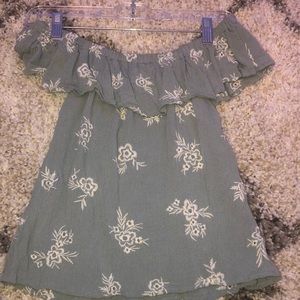 Tillys size XS off the shoulder top